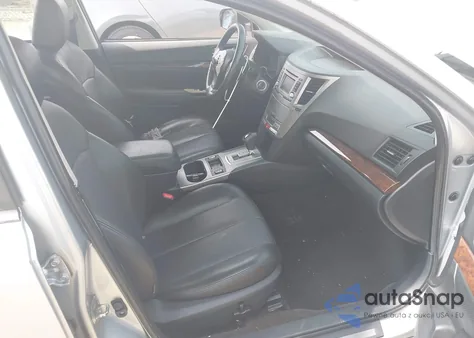 2013 Subaru Legacy 3.6R Limited z USA, uszkodzony, nr VIN 4S3BMDK62D2011887